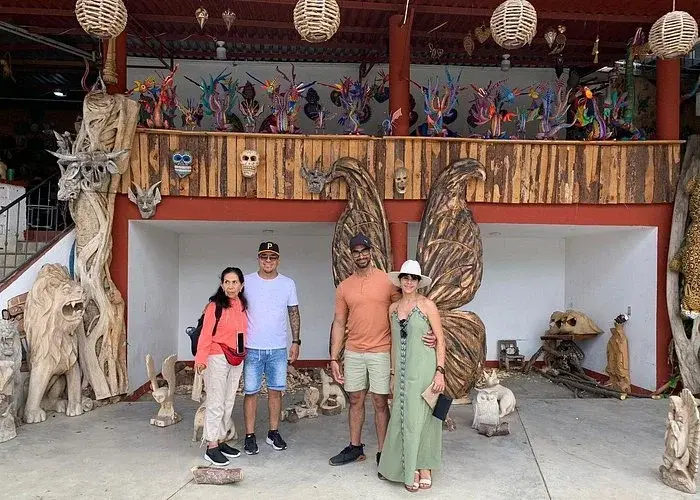 Visita a un taller de alebrijes en San Antonio Arrazola. Foto: Viator