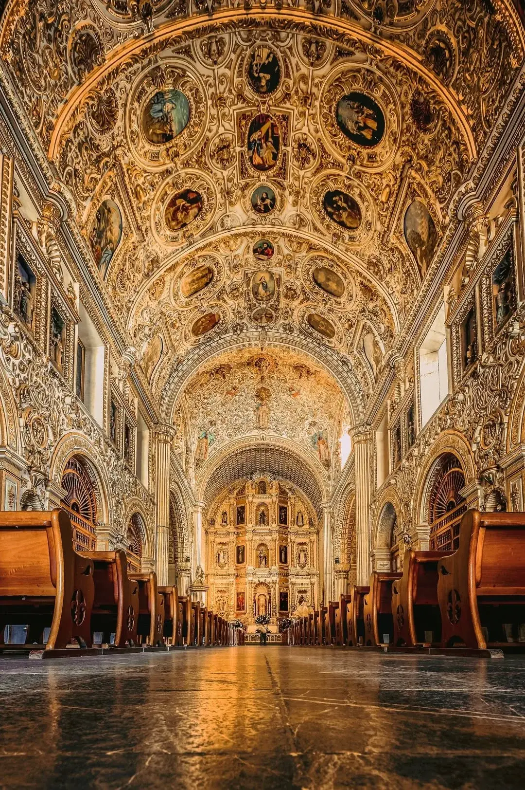 Interior del templo de Santo Domingo de Guzmán, Oaxaca. Foto: cortesía Interior del templo de Santo Domingo de Guzmán, Oaxaca. Foto: cortesía