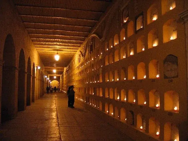 Arcos y bóvedas del Panteón General de Oaxaca. Foto: Qué Onda Oaxaca Arcos y bóvedas del Panteón General de Oaxaca. Foto: Qué Onda Oaxaca