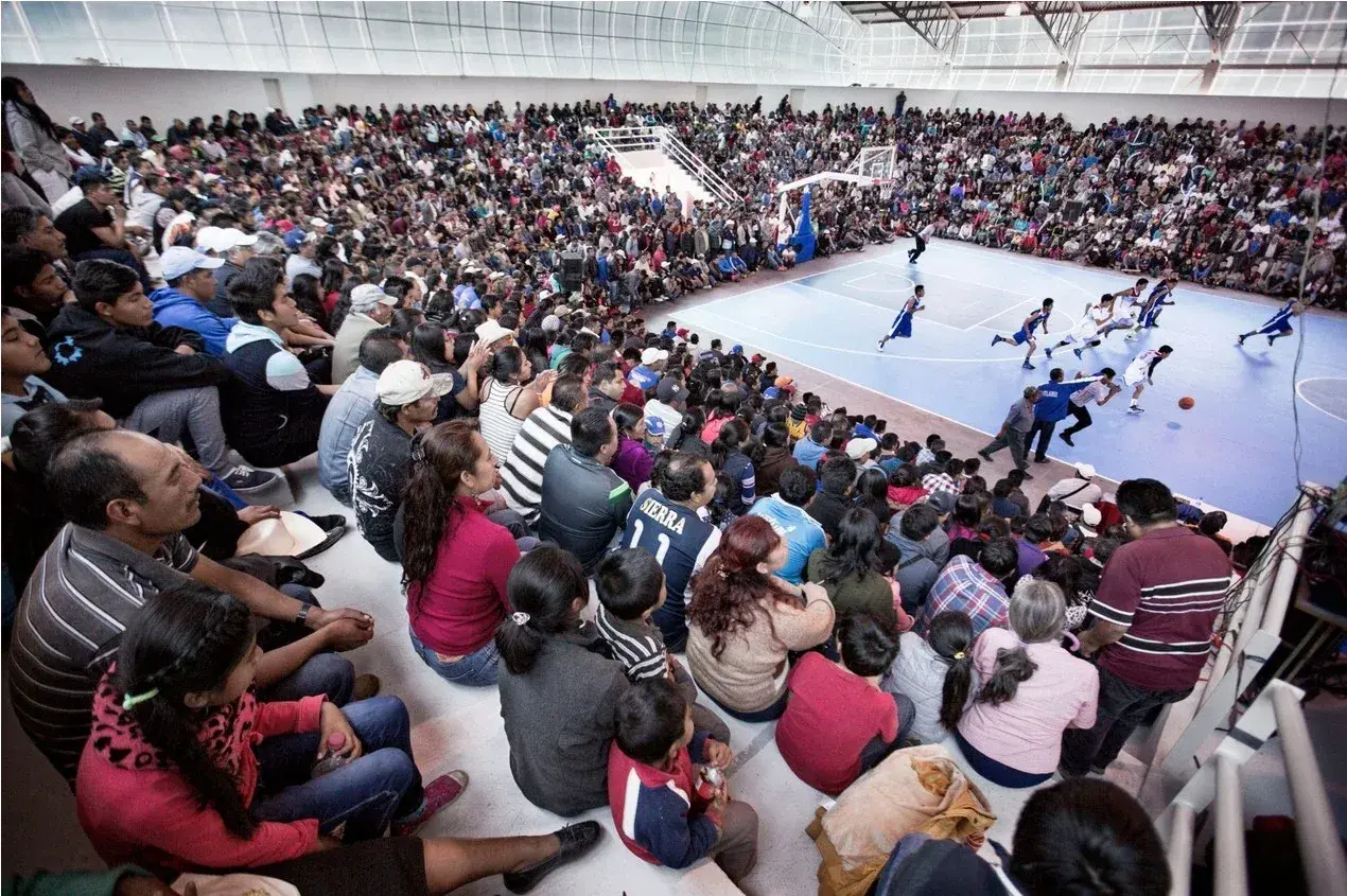 El basquetbol, el rey de los deportes en la Sierra Norte de Oaxaca